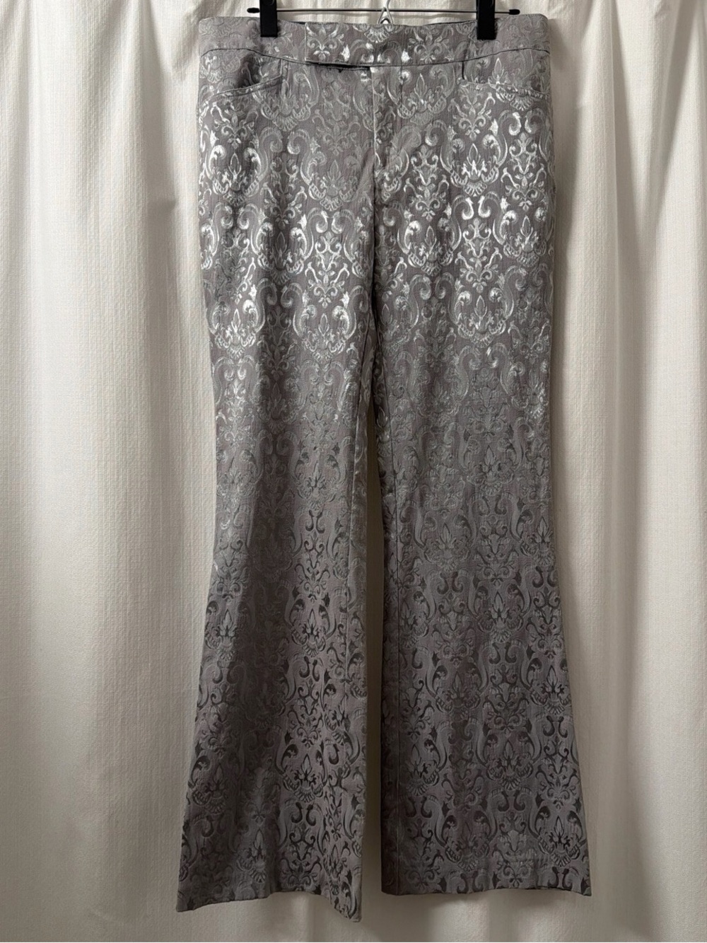 Rare Y2K WXRLD reflective white/silver flared button up pants |  Size: 11/12
